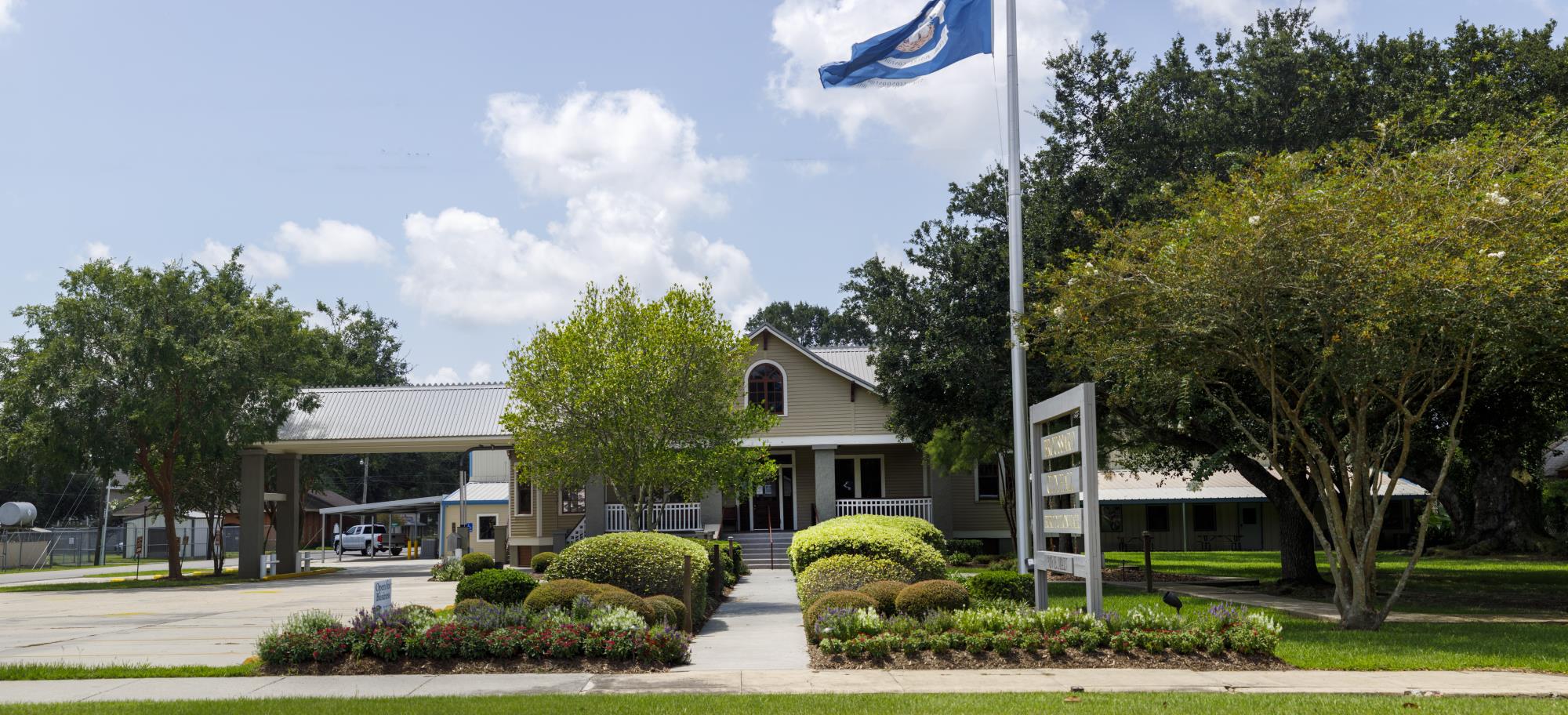 Broussard City Hall